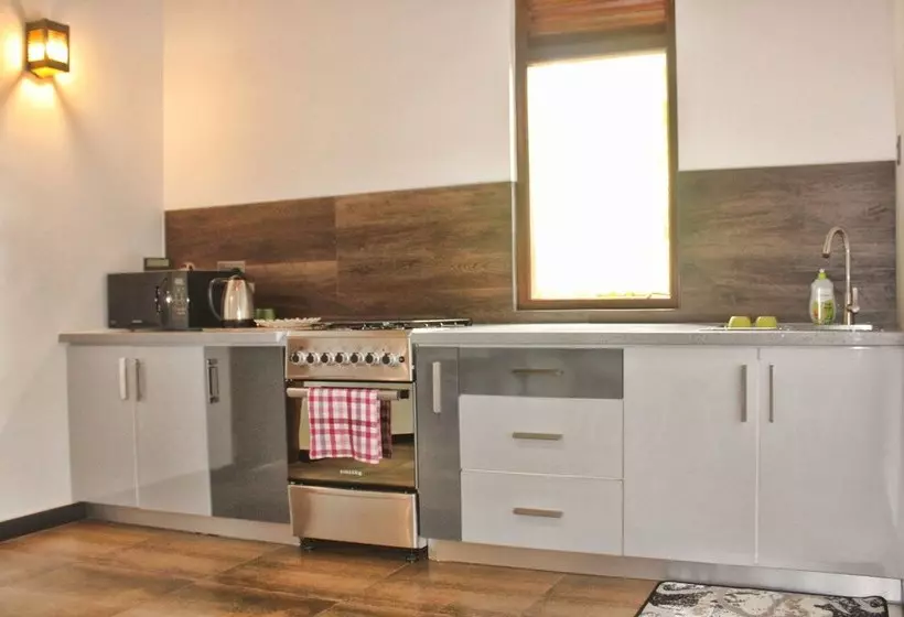 Majatalo Yamu Lanka Inn