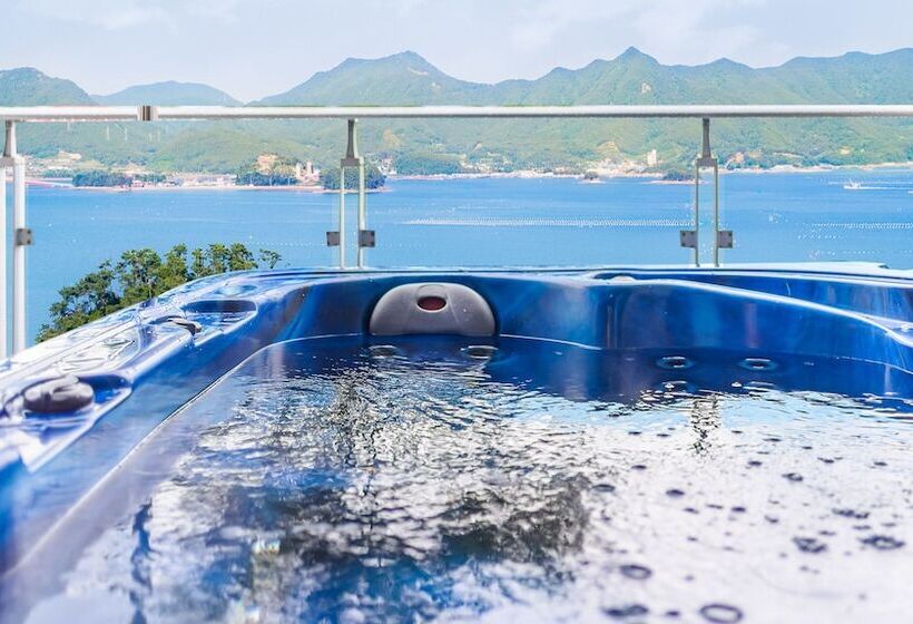 Tongyeong Honey Spa Pension