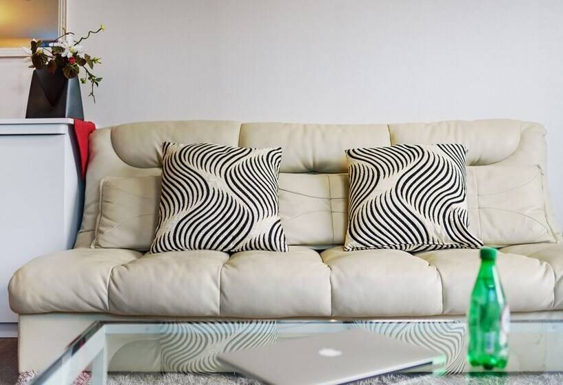 Tongyeong Honey Spa Pension