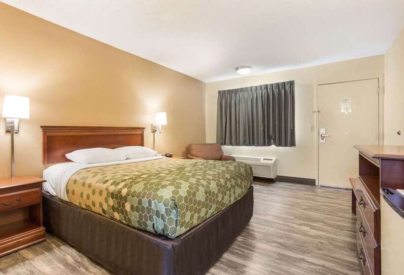 בית מלון כפרי Econo Lodge Saint Robert