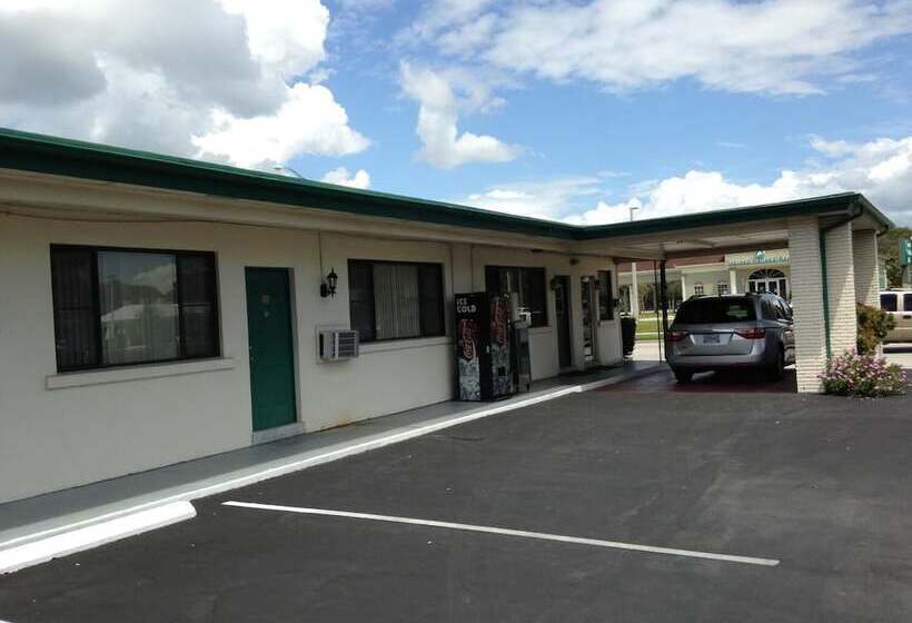 酒店 Economy Inn Okeechobee