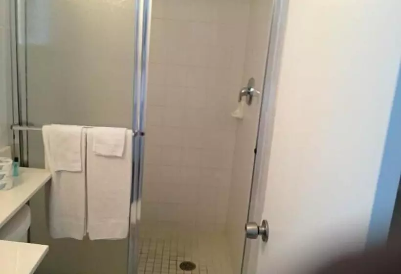 호텔 Economy Inn Okeechobee