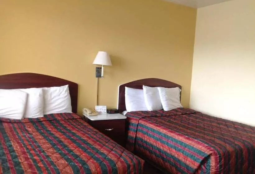 호텔 Economy Inn Okeechobee