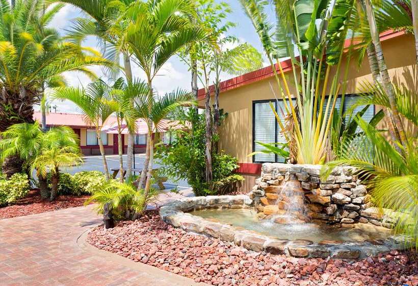 Otel Knights Inn Port Charlotte