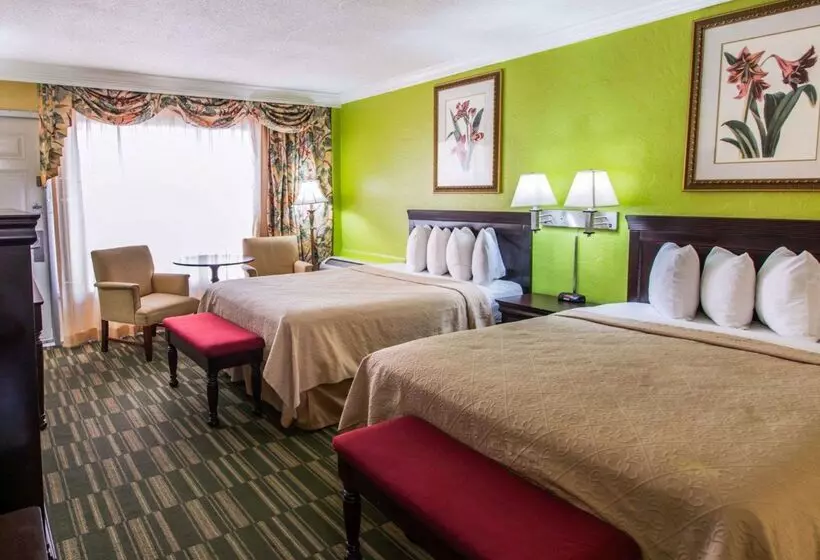 호텔 Quality Inn Oceanfront