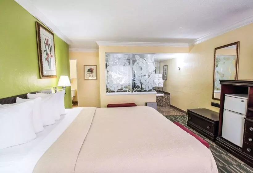 호텔 Quality Inn Oceanfront