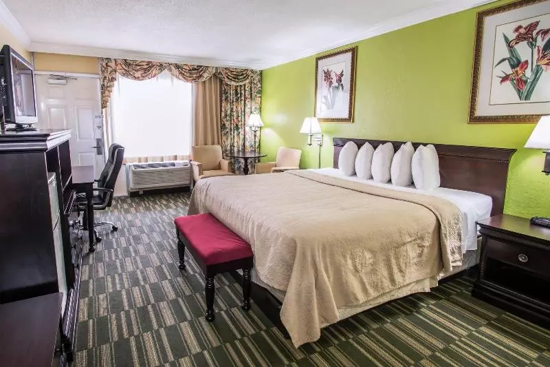 호텔 Quality Inn Oceanfront