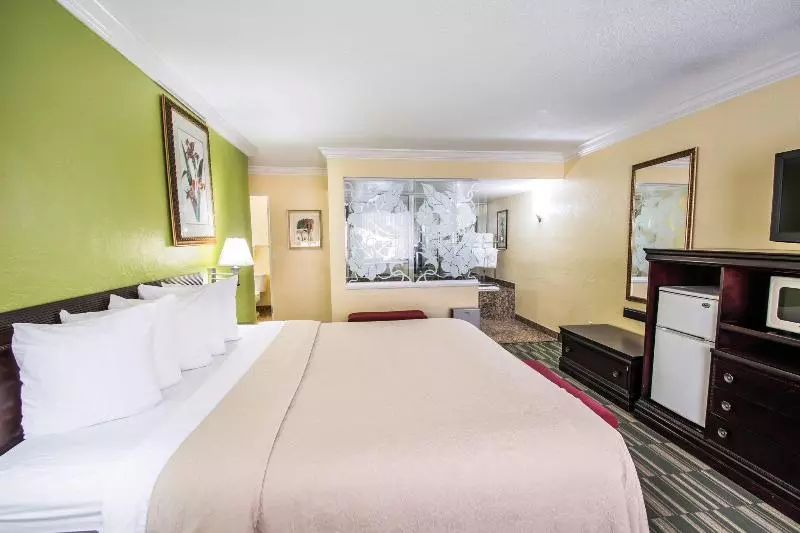 호텔 Quality Inn Oceanfront