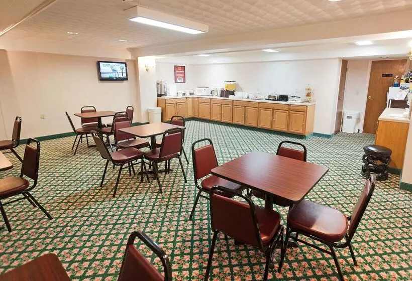 Мотель Baymont By Wyndham Lake George