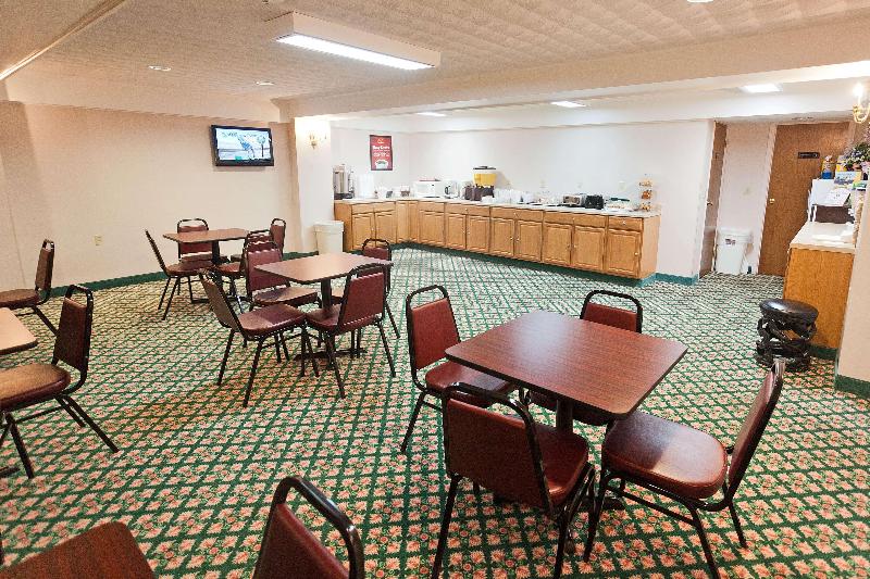 Motel Baymont By Wyndham Lake George