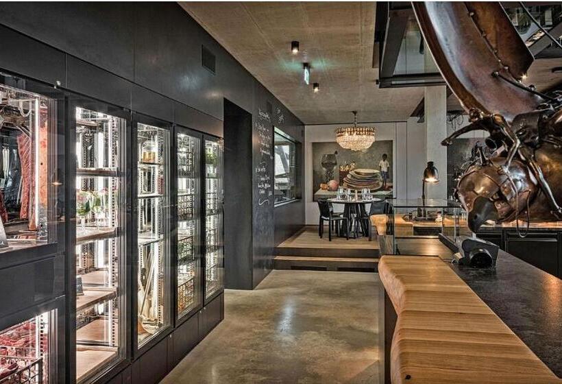 Boutique Hotel Lartor