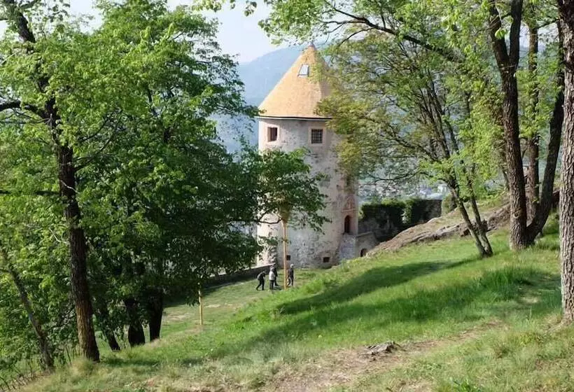 Hotelli Castel Pergine