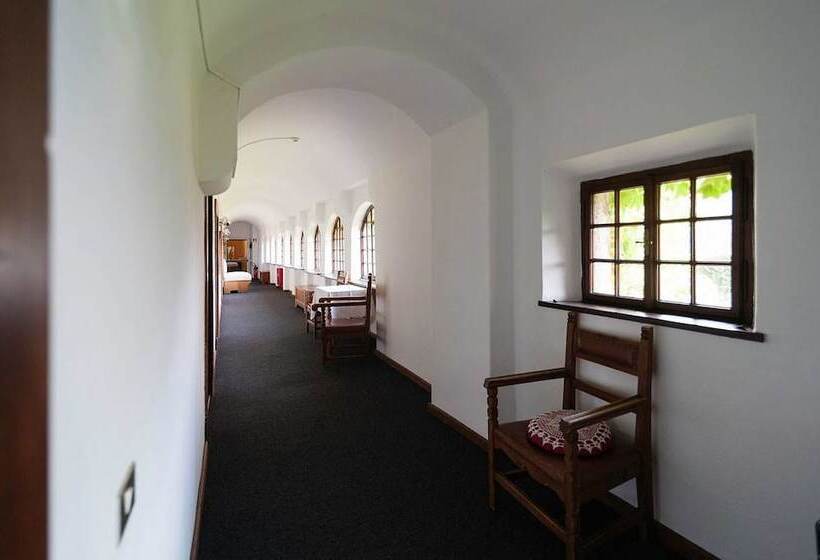 Отель Castel Pergine