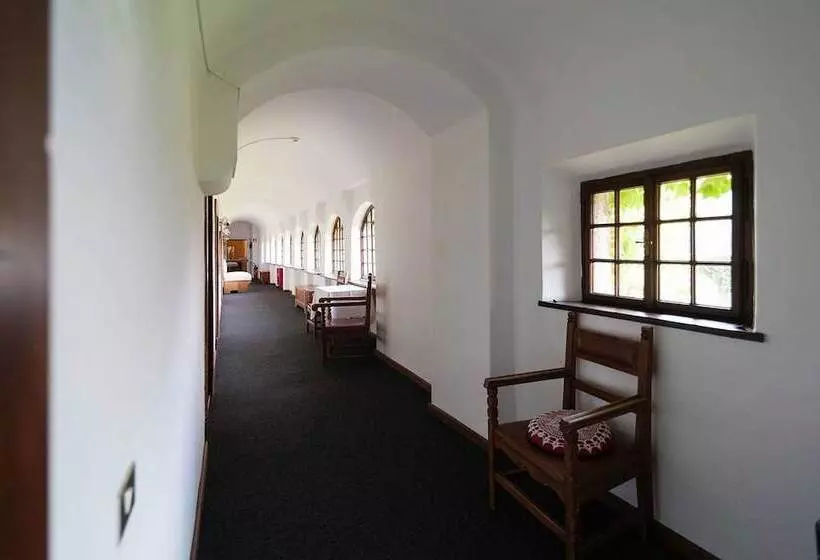 Hotelli Castel Pergine