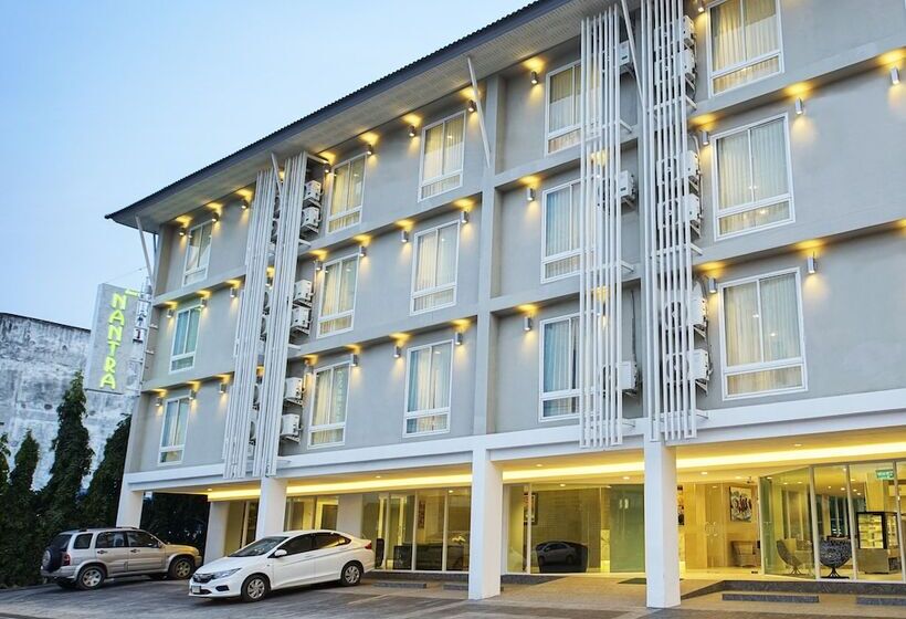 فندق Nantra Chiangmai Riverfront
