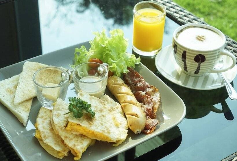 فندق Nantra Chiangmai Riverfront