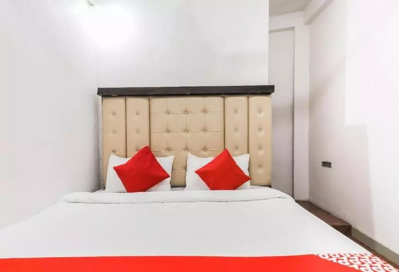 Hotelli Oyo 47919 Balaji Garden