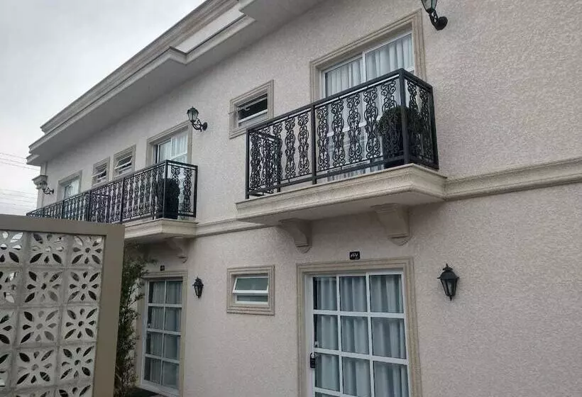هتل Pousada Villa Di Manu