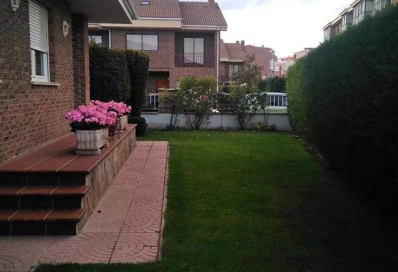 ホテル Hostal Azúa