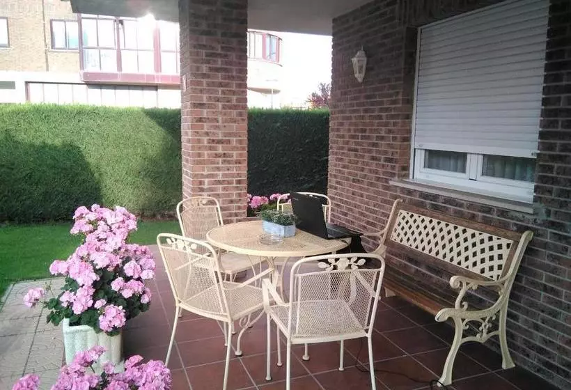 ホテル Hostal Azúa