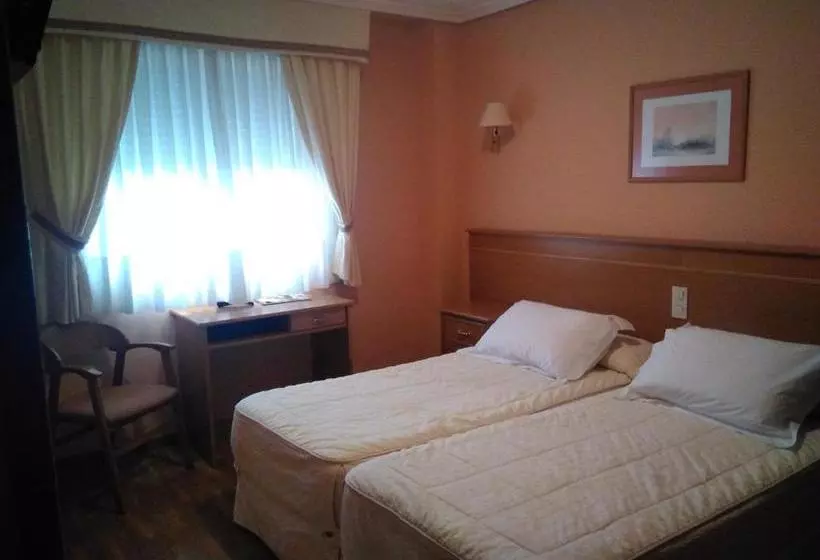 ホテル Hostal Azúa