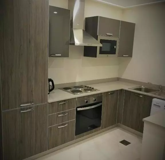 هتل Infinity Juffair Suites