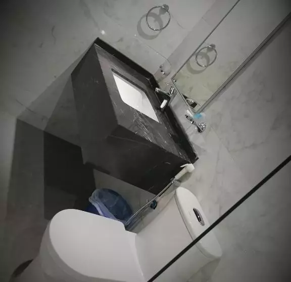 هتل Infinity Juffair Suites