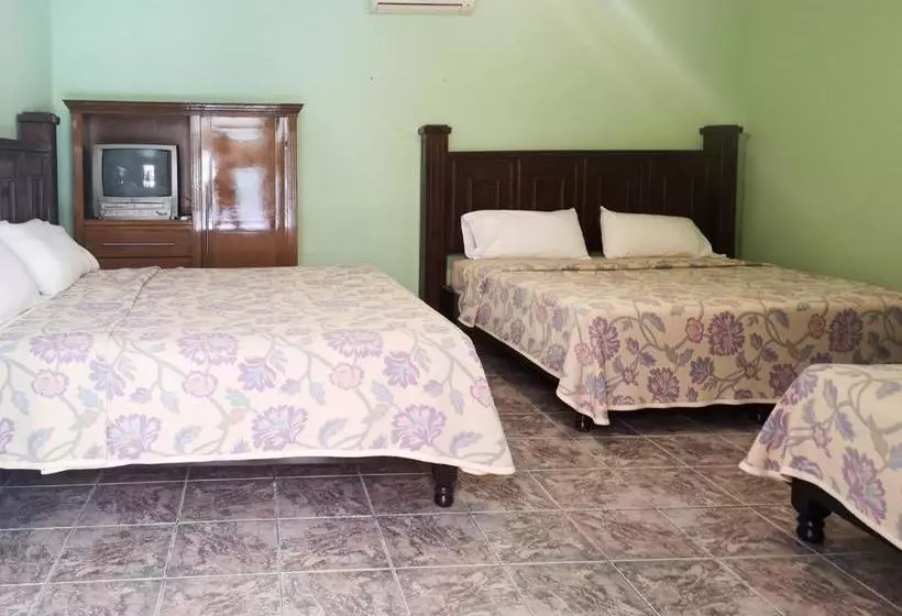Hotelli Villa Escondida