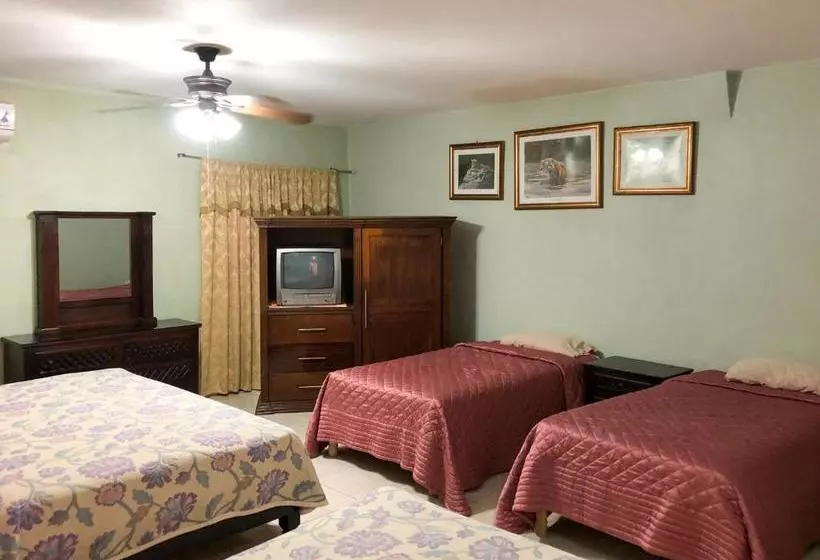 Hotelli Villa Escondida