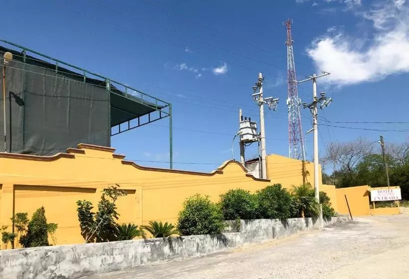 Hotelli Villa Escondida