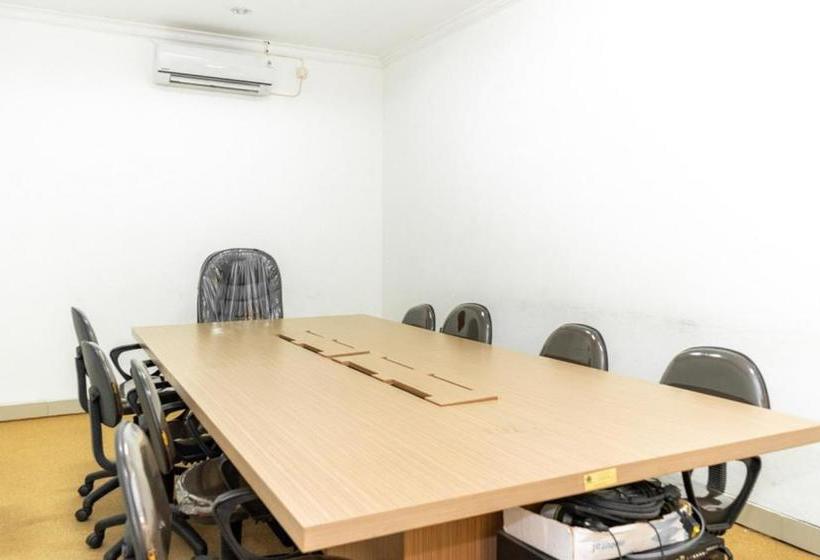 Szálloda Reddoorz Plus Syariah Near Java Supermall Semarang 2