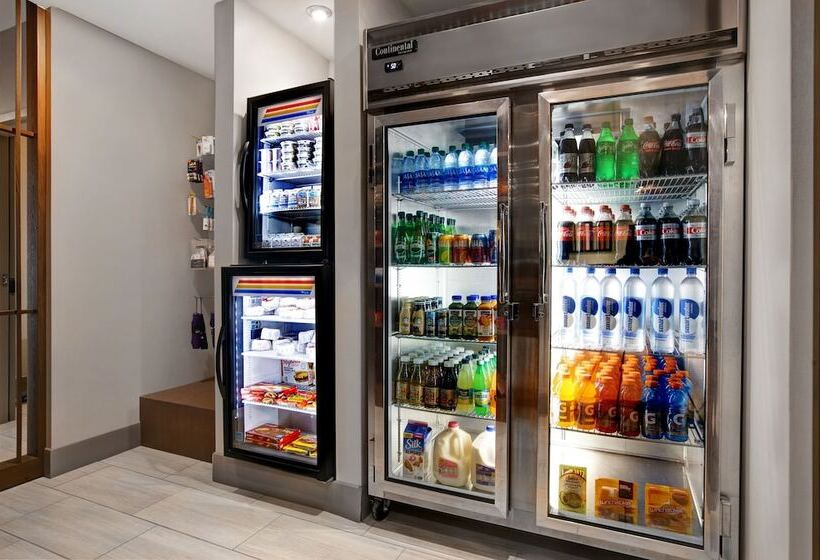 호텔 Holiday Inn Express & Suites   Milwaukee   Brookfield, An Ihg