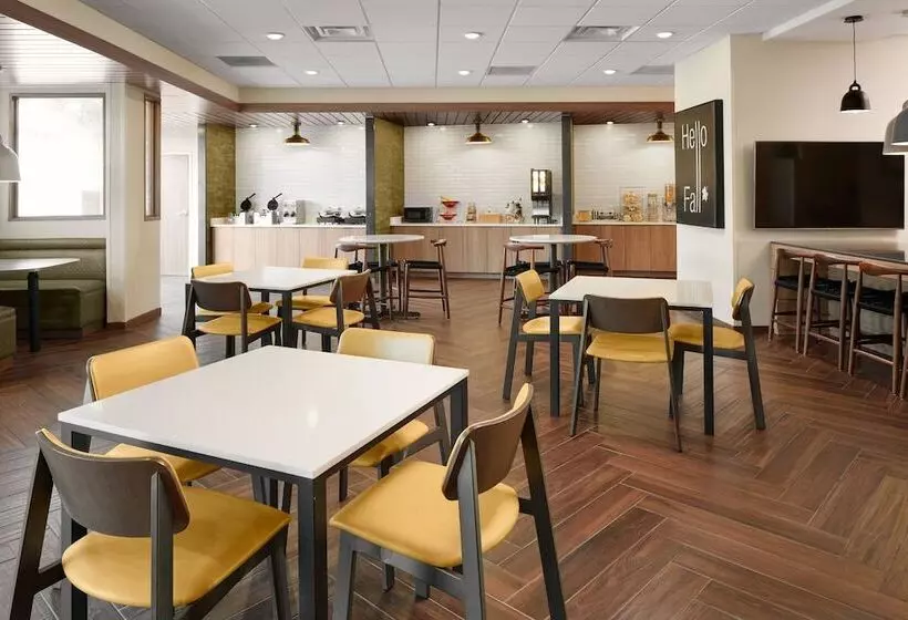 Hotelli Fairfield Inn & Suites Louisville New Albany In