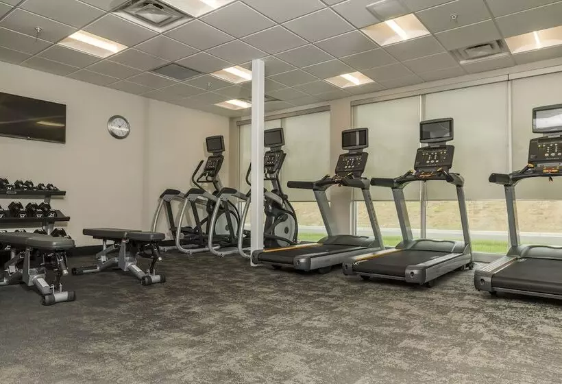 Hotelli Fairfield Inn & Suites Louisville New Albany In