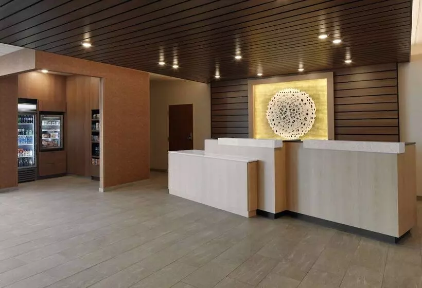 Hotelli Fairfield Inn & Suites Louisville New Albany In