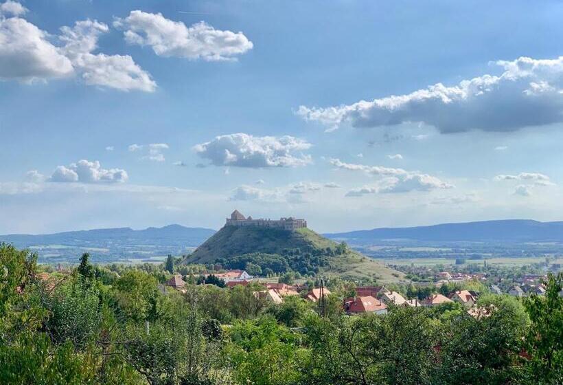 Bed and Breakfast Fogadó A Két Tölgyfához