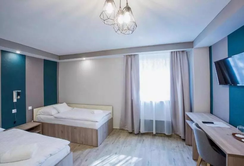 Aamiaismajoitus (B&B) Fogadó A Két Tölgyfához