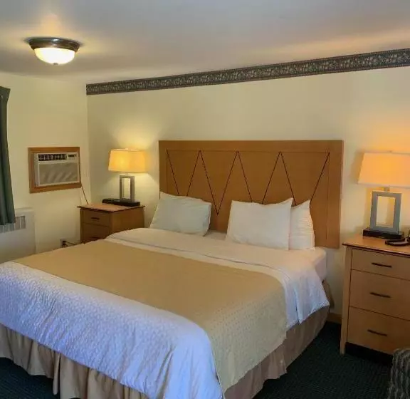 هتل American Inn Lee