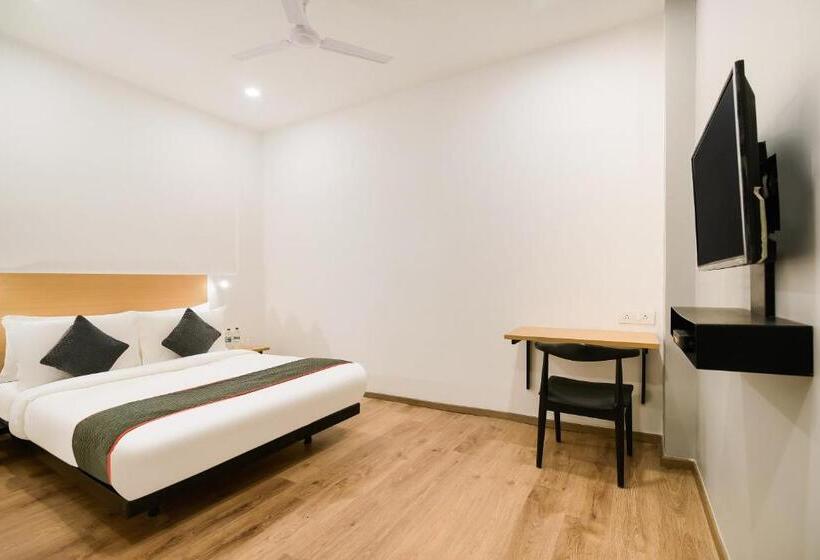 هتل Super Townhouse The Awadh Airport Near Chaudhary Charan Singh International Airport