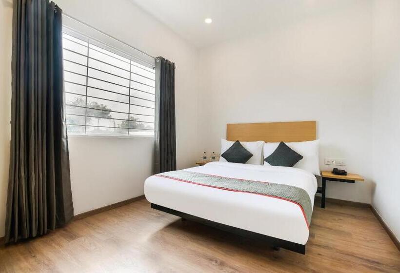 هتل Super Townhouse The Awadh Airport Near Chaudhary Charan Singh International Airport