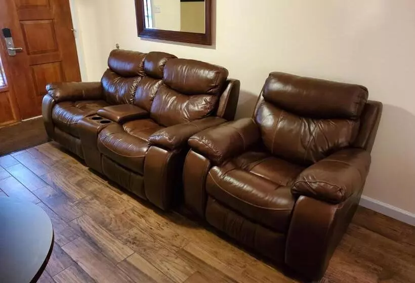 Jefferson Hills Motel