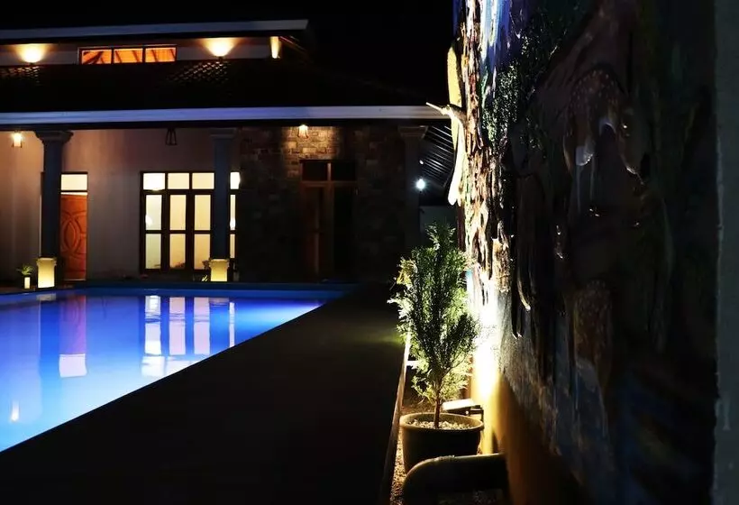 Aamiaismajoitus (B&B) Villa Ananthaya