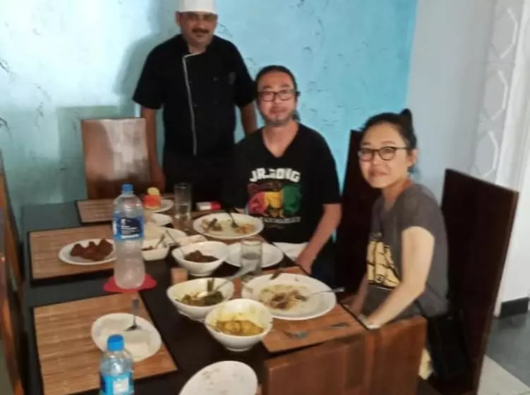 Aamiaismajoitus (B&B) Villa Ananthaya