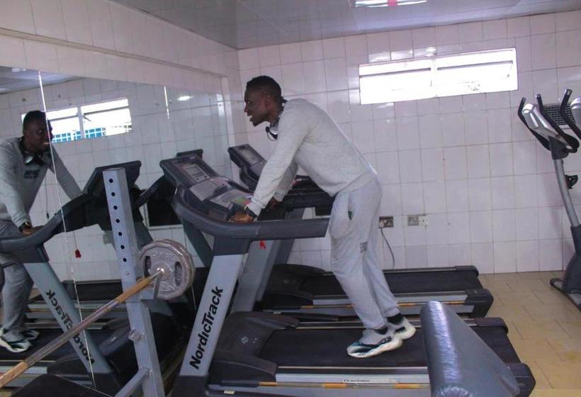 هتل Franklin  And Suites