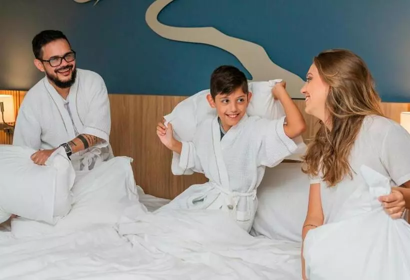 Hotelli Mercure Itajai Navegantes