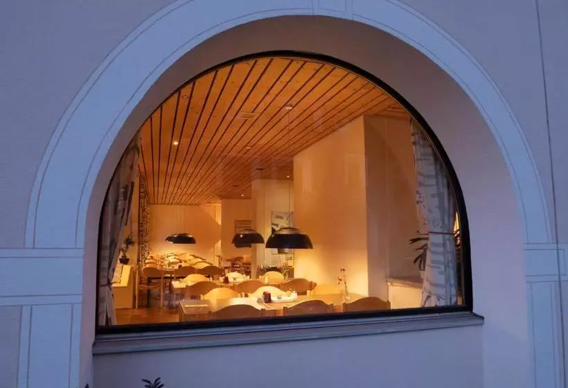 Hotelli Silserhof   Ankommen, Auftanken, Aufatmen