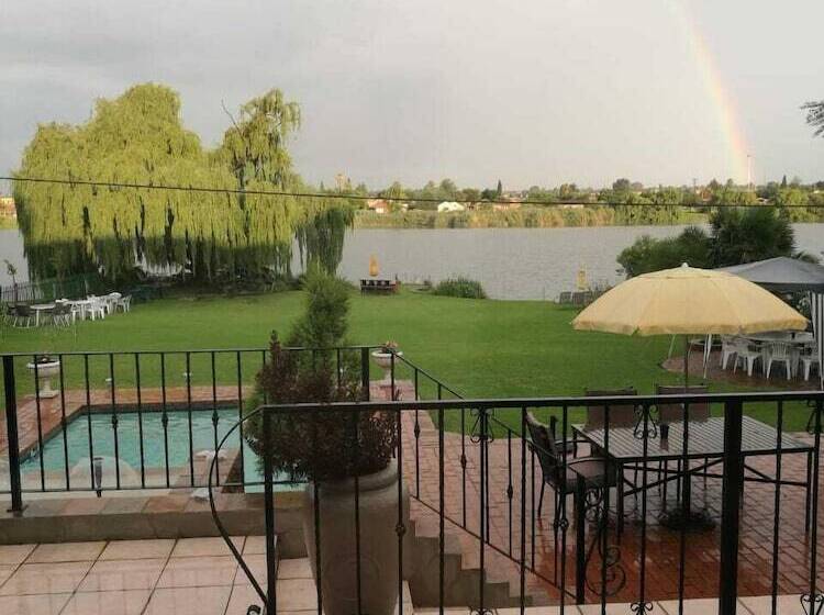 膳宿费 The Lakehouse Guest House