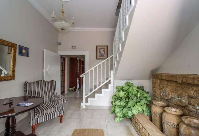 膳宿费 The Lakehouse Guest House