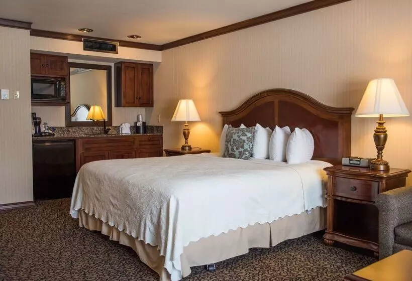 Best Western Edgewater Resort