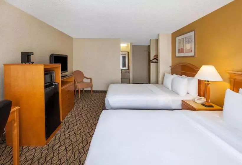 酒店 Baymont By Wyndham Canton